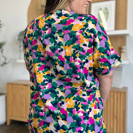 Double Take Full Size Printed V-Neck Short Sleeve Side Slit Top - Image 11