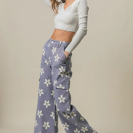 BiBi Flower Printed Side Pocket Wide Pants - Image 5