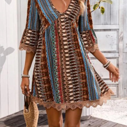 Lace Trim Printed V-Neck 3/4 Sleeve Dress - Image 12