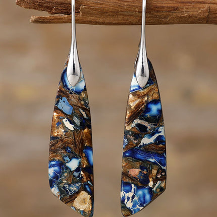 Geometrical Shape Dangle Earrings - Image 8