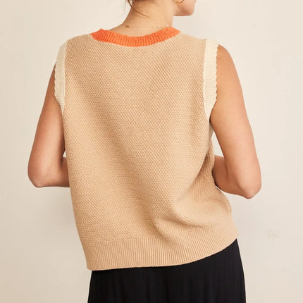 In February Contrast Round Neck Sweater Vest - Image 2