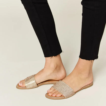 WILD DIVA Rhinestone Open Toe Flat Sandals - Image 3