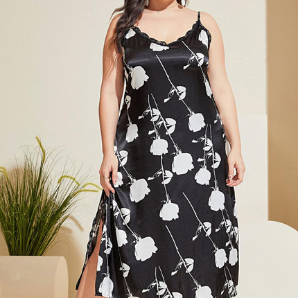 Plus Size Floral Lace Trim Side Slit Night Dress - Image 1