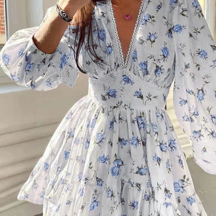 Lace Detail V-Neck Balloon Sleeve Dress - Image 7