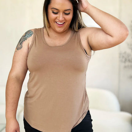 Basic Bae Full Size Round Neck Curved Hem Tank - Image 9