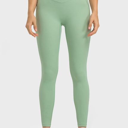Millennia V-Waist Yoga Leggings with Pockets - Image 1