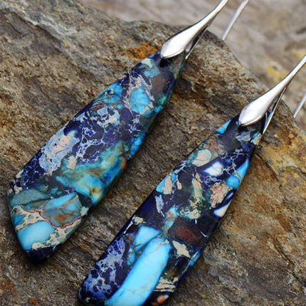 Geometrical Shape Dangle Earrings - Image 4