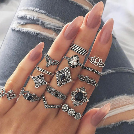 15 Piece Alloy Vintage Ring Set - Image 1