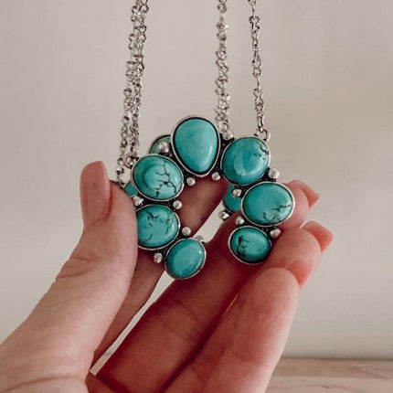 Artificial Turquoise Alloy Pendant Necklace - Image 5