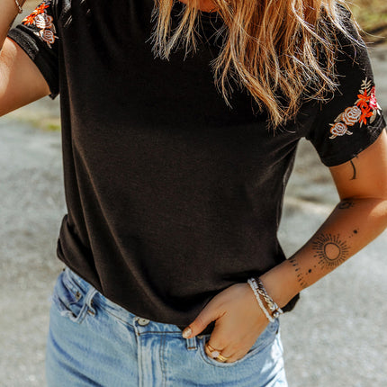 Embroidered Round Neck Tee Shirt - Image 5