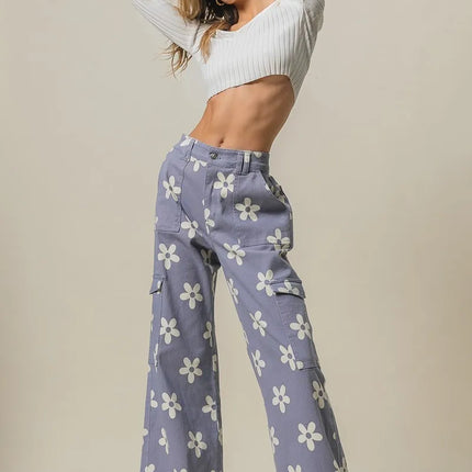 BiBi Flower Printed Side Pocket Wide Pants - Image 19
