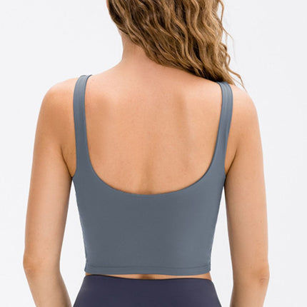 Cropped Scoop Neck Active Tank Top - Image 5