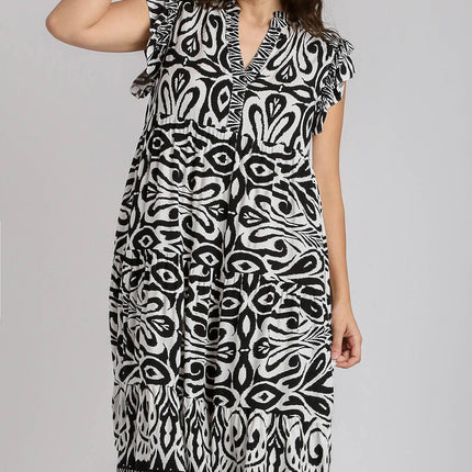Umgee Full Size Two Tone Border Print Ruffle Cap Sleeve Midi Dress Plus Size - Image 5