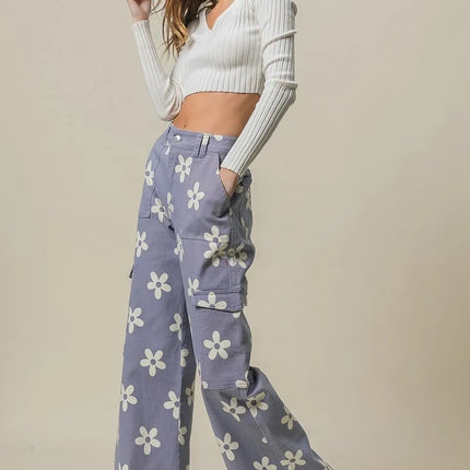 BiBi Flower Printed Side Pocket Wide Pants - Image 2