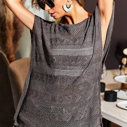 BiBi Fringed Hem Short Sleeve Knit Top - Image 2