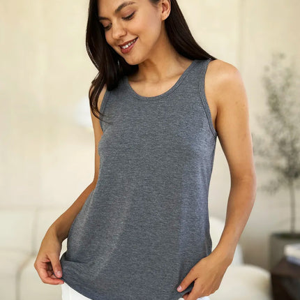 Basic Bae Full Size Round Neck Curved Hem Tank - Image 4